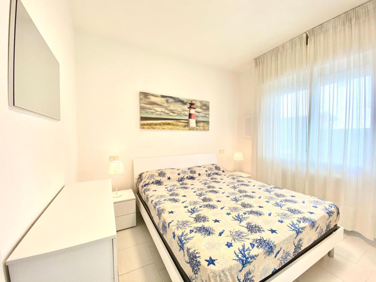 Appartamenti Cristina Carraro Immobiliare - Family Apartments Лидо ди Йезоло Екстериор снимка