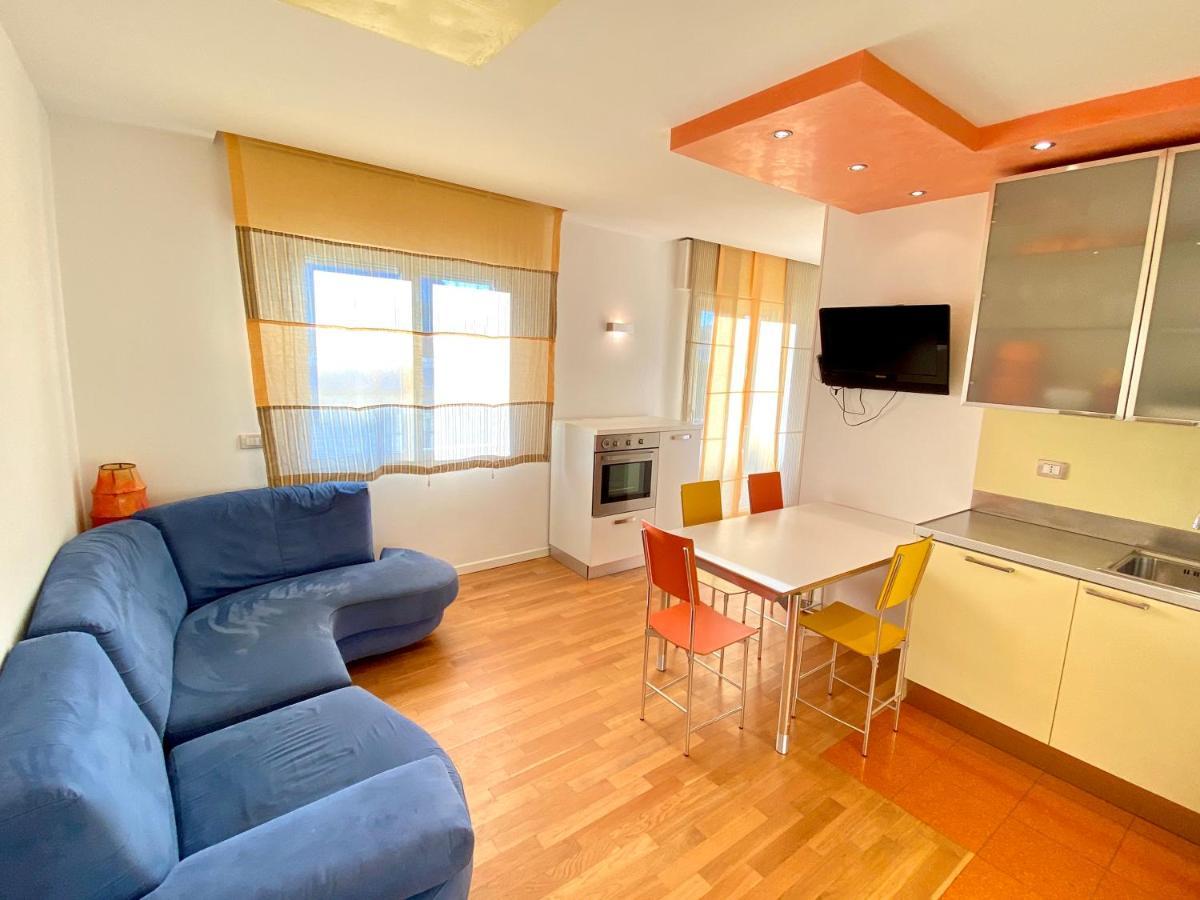 Appartamenti Cristina Carraro Immobiliare - Family Apartments Лидо ди Йезоло Екстериор снимка